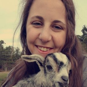 Meet your Posher, Deanna